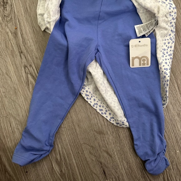 NWT| Girls Set - Picture 2 of 4